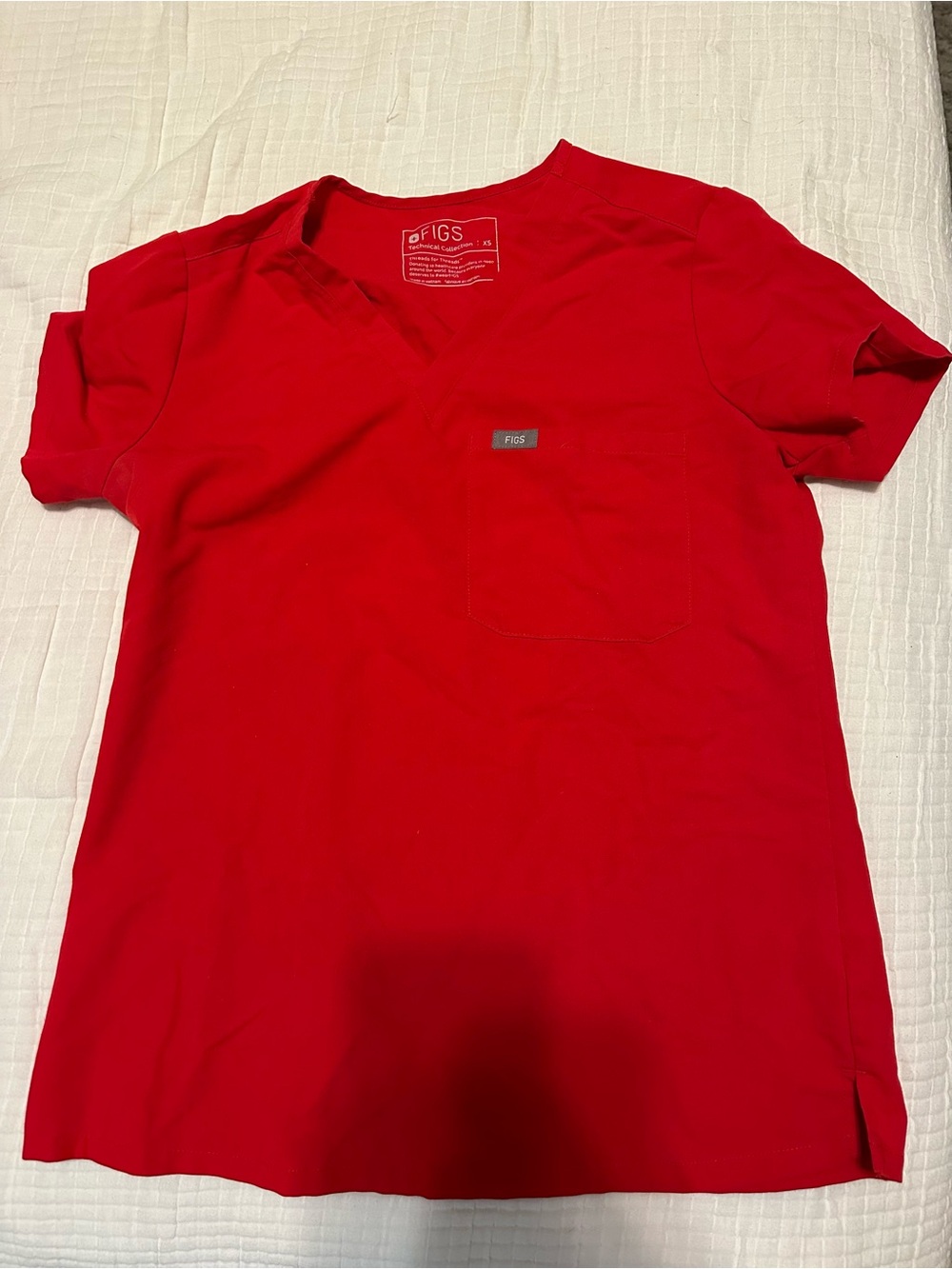 Red FIGS XS Catarina top
